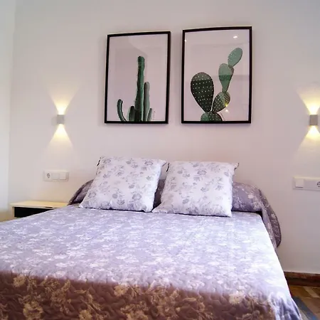 Nyaraló Casa De Pueblo En Pleno Centro